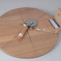 Large picture pizza board with cutter