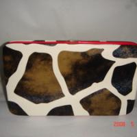 Large picture giraffe print purse