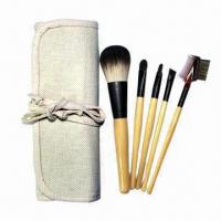 Large picture Fashionable Makeup Brush Set