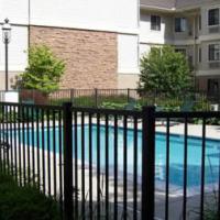 Large picture Swimming Pool Safety Fence