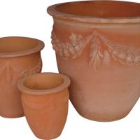 Large picture terracotta pot
