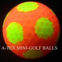 Large picture Novelty blacklight golf ball