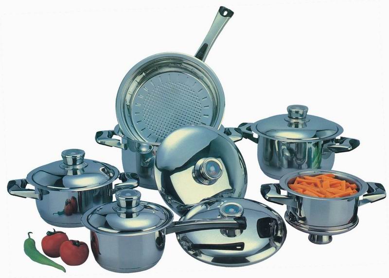 12 Pcs Cookware Set
