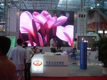 Indoor LED display screen PH7.62