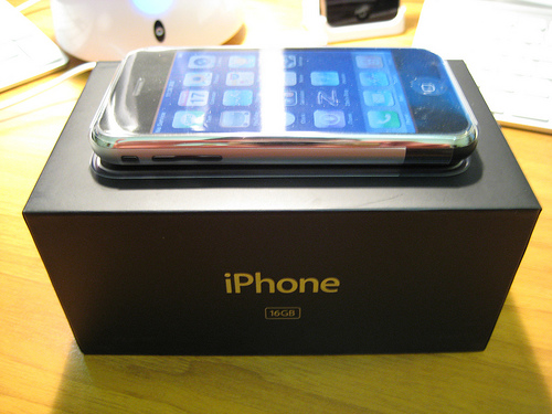 Apple Iphone 16 GB