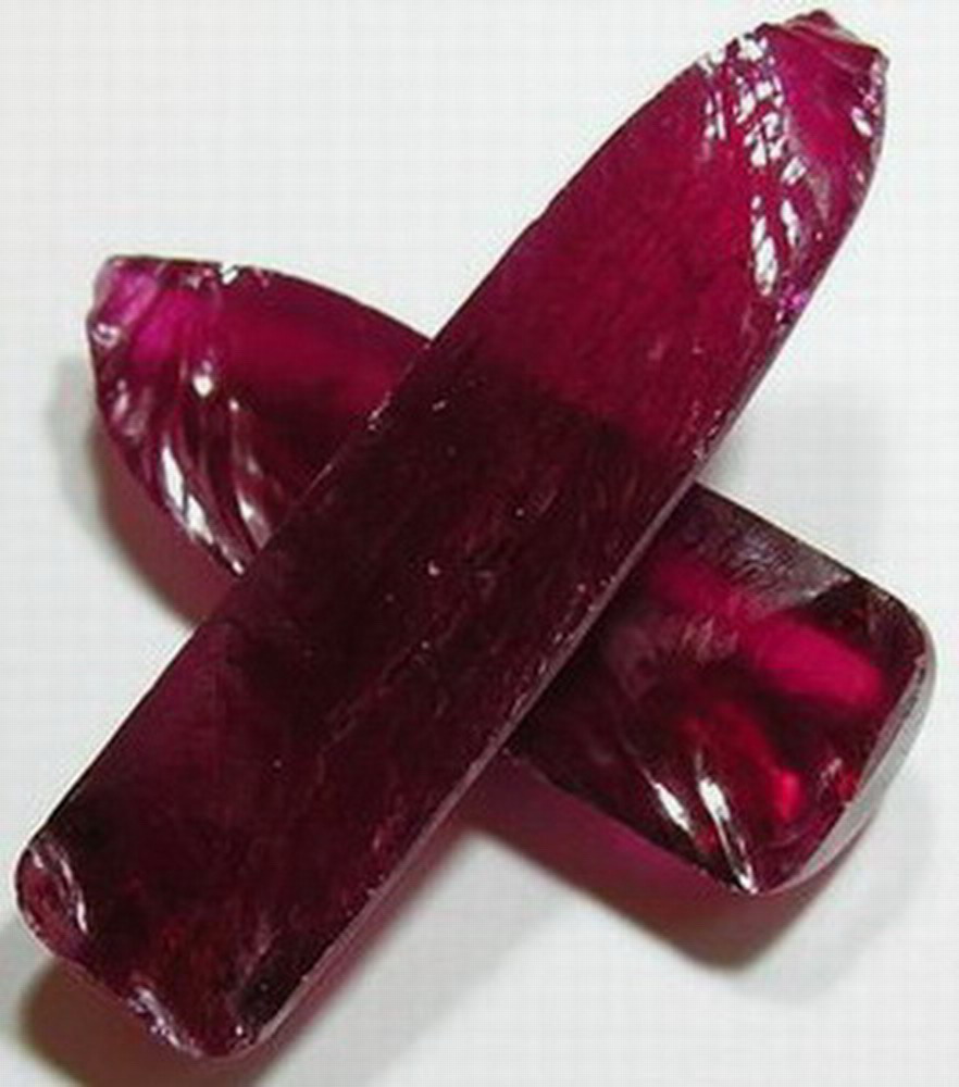 synthetic corundum