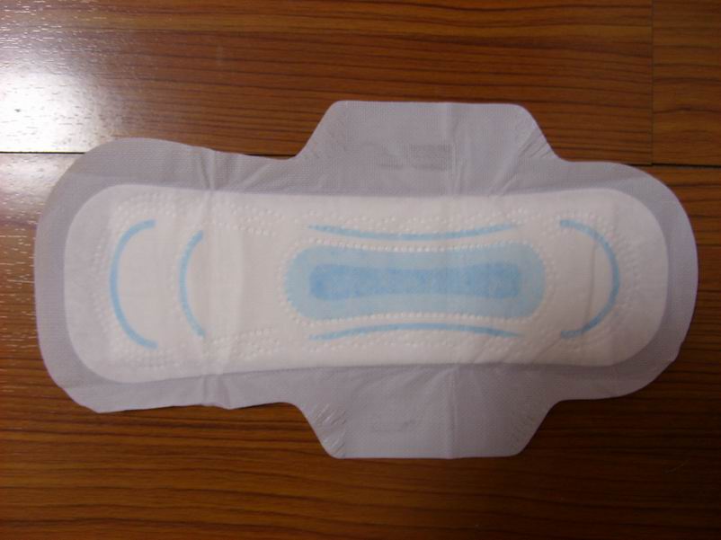 Sanitary Napkins with printed blue centre