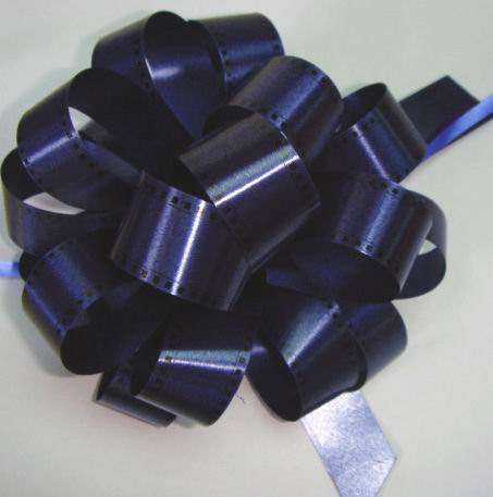 pom pom pull bow