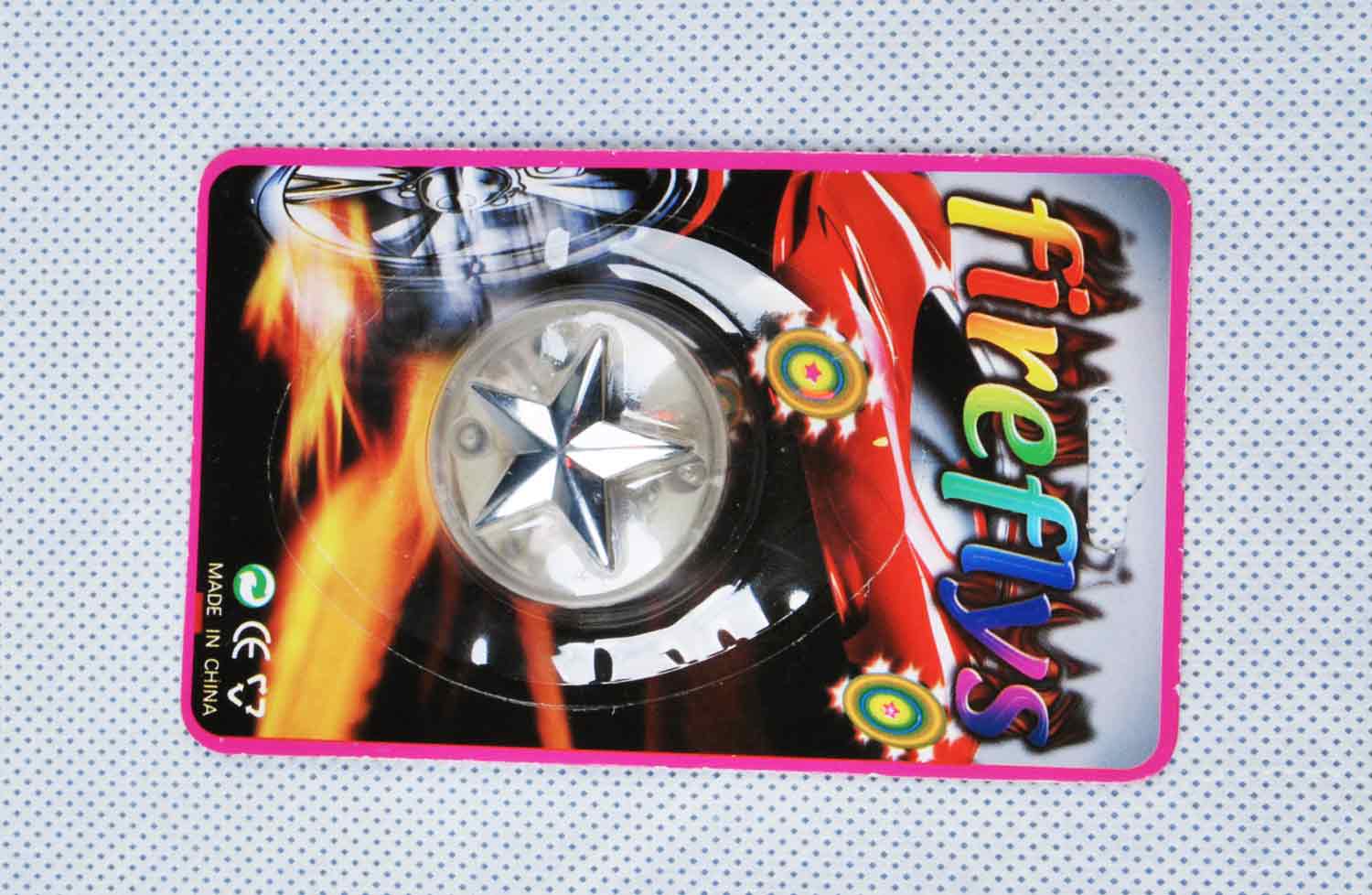 Multicolor pentacle tire fly