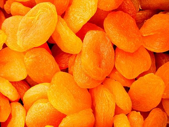 Organic apricots