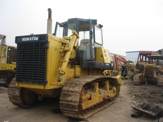 KOMATSU Bulldozer D85-18 D155A-1