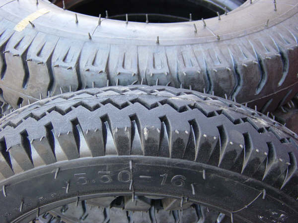 Agricultural tyre pattern lug/rib 5.50-16 lug