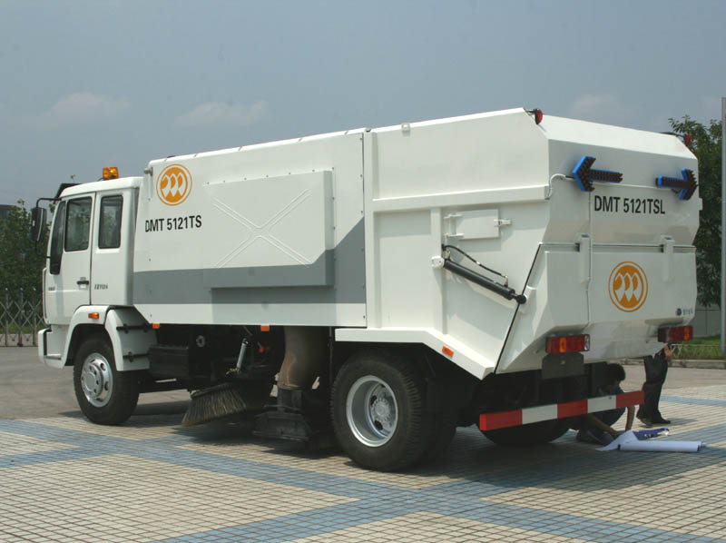 road sweeper
