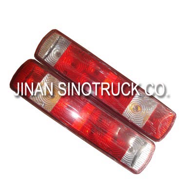 howo Rear lamp right(AZ9719818002)