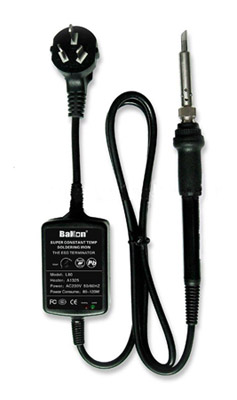 Temperature adjustable soldering iron
