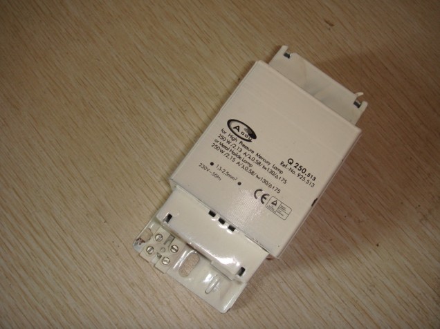 Magnetic ballast for HID lamp (VS type)