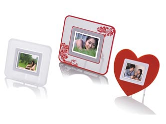 2.4 inch digital photo frame