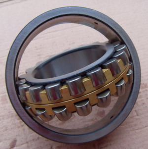 Spherical roller bearing