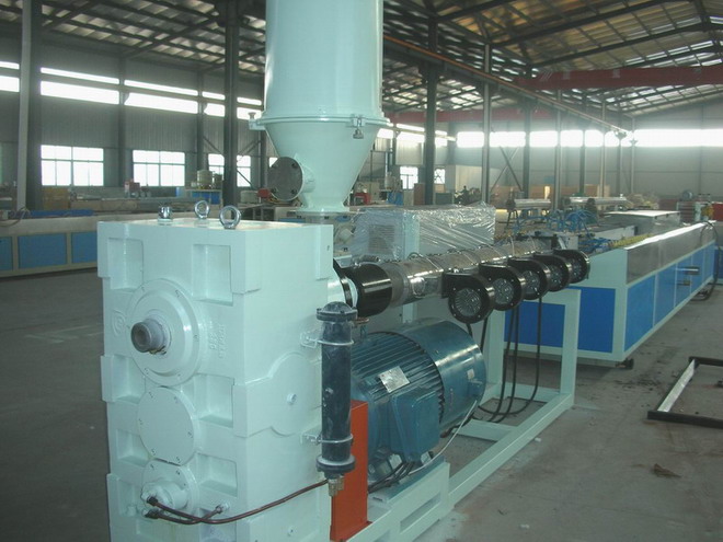 PE/PP Foamed Profiles Extrusion Line