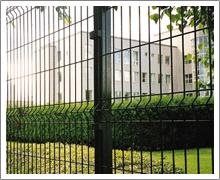 wire mesh fence