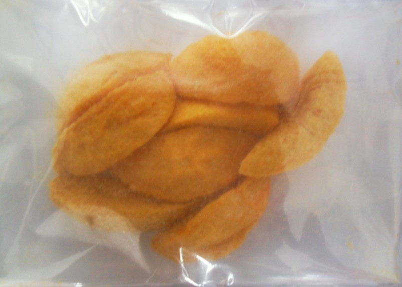 Freeze dried peach
