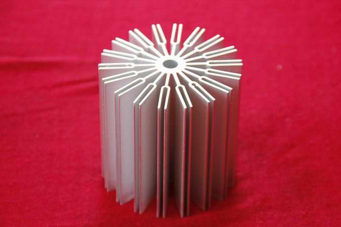 Aluminum radiator SF-81