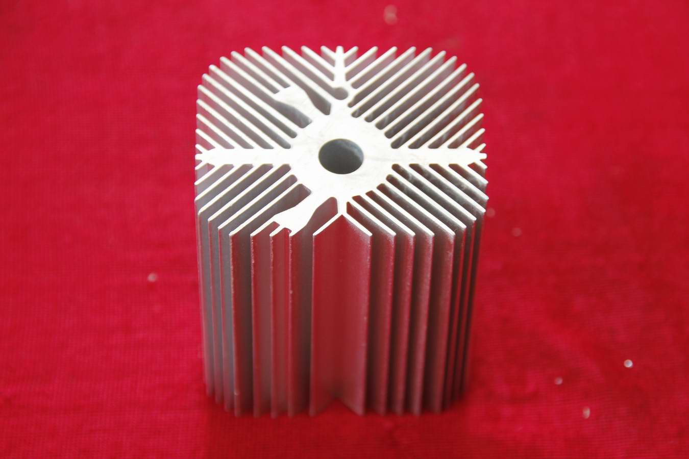 Aluminum radiator SF-130