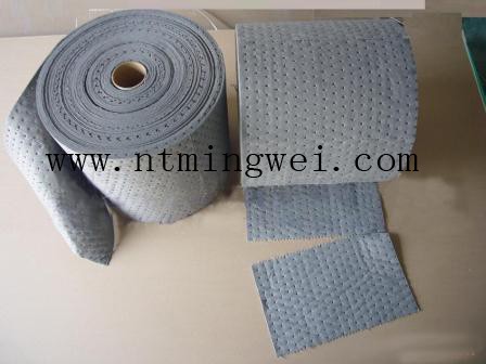 universal absorbent roll