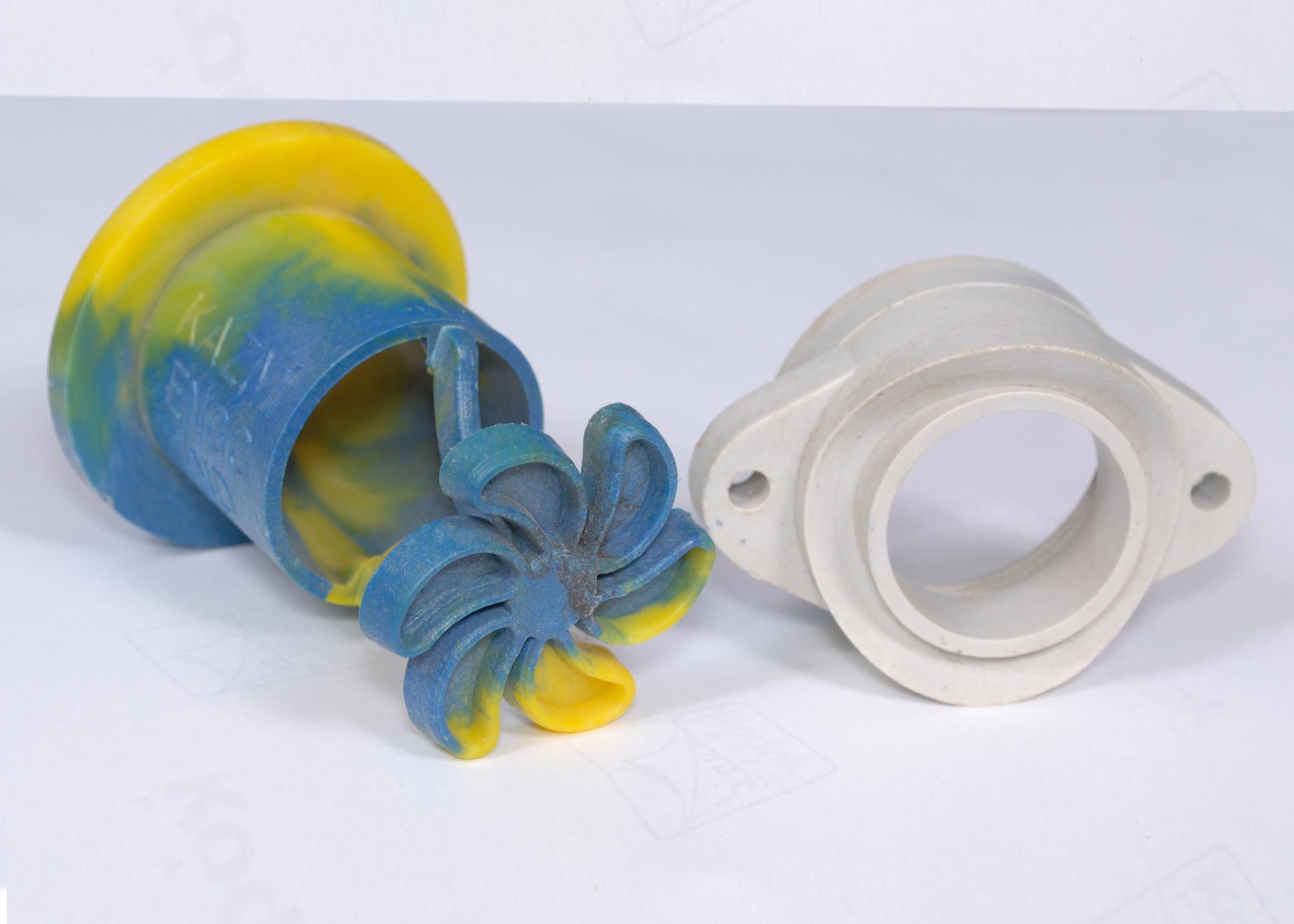 SPRAY NOZZLE FOR COUNTER/CROSS FLOW COOLING TOWERS
