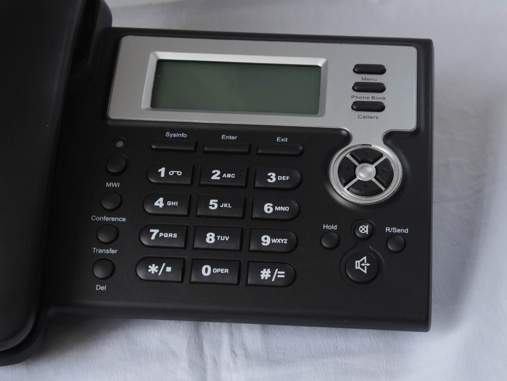 voip phone with IAX2