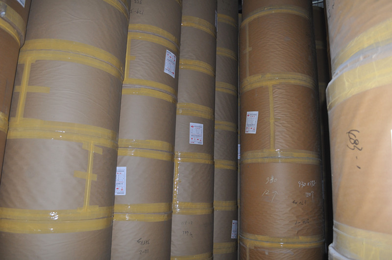 Wall base paper
