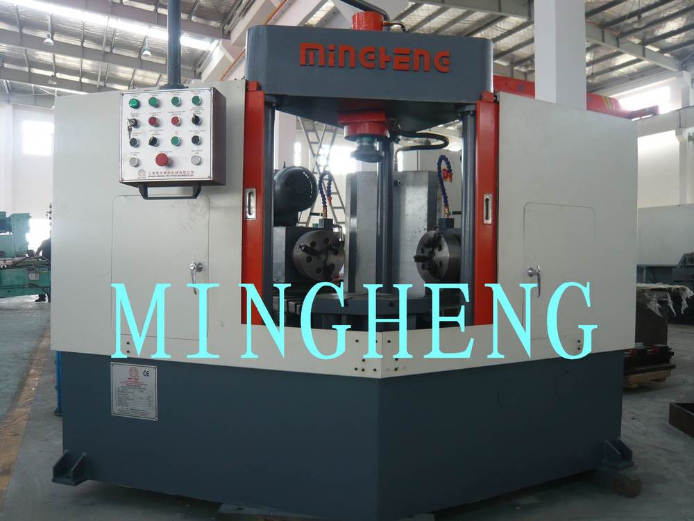 Auto angle adjustable elbow pipe beveling machine