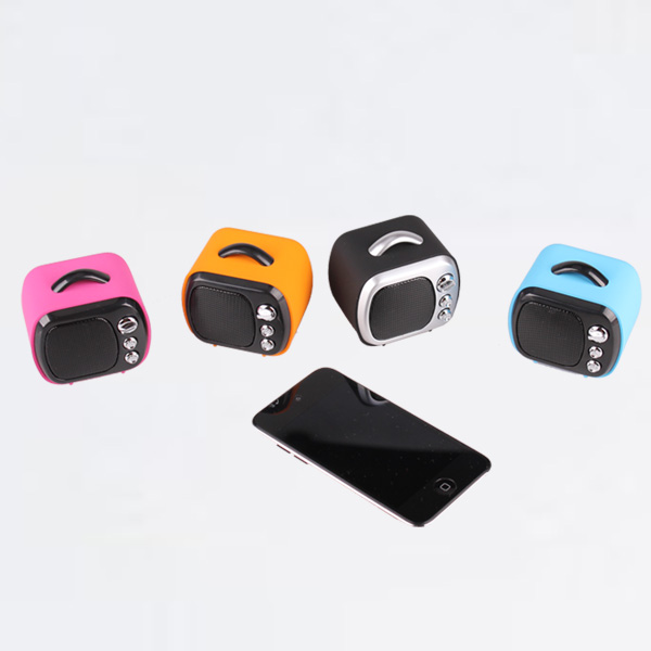 Multifunctional Speaker with Card port FM