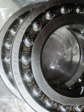 Self-aligning ball bearings