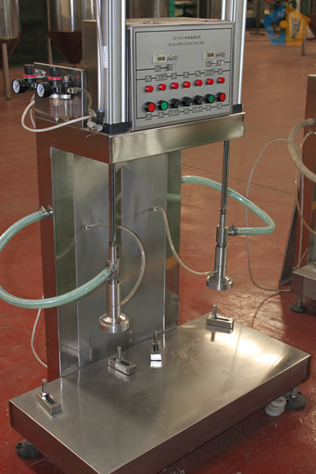 Beer keg washing filling unity machine