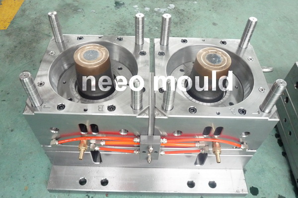 Plastic injection thin wall mould