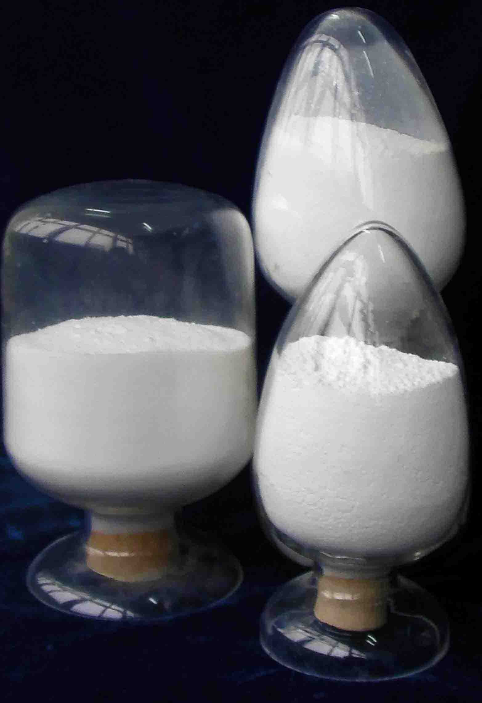 Nanometer titanium dioxide used for cosmetic