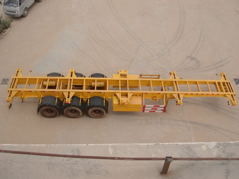 container chassis /semi trailer