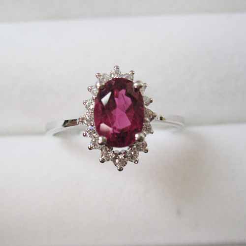 18k white gold ruby ring