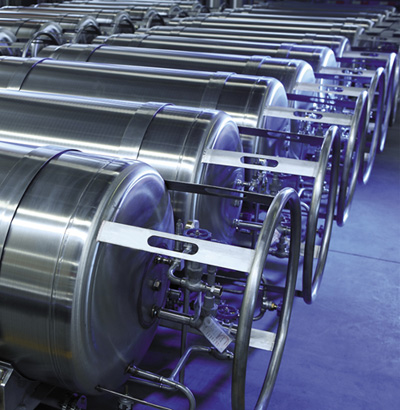 Cryogenic stainless steel cylinder
