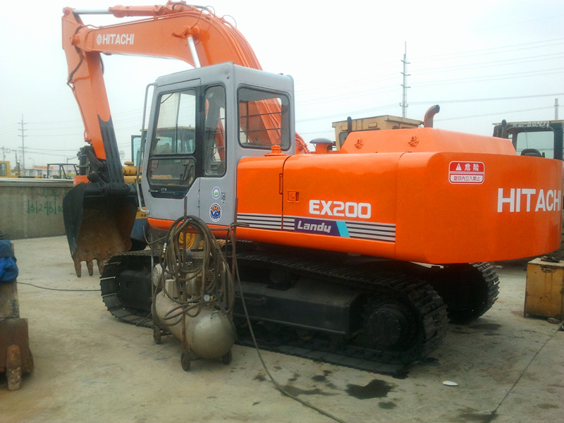 used excavator HITACHI EX200-1