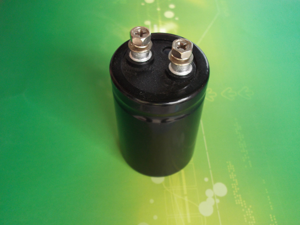 Electrolytic capacitors with Screw terminals