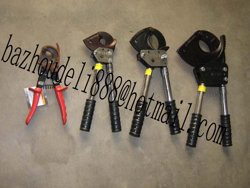 Wire cutter/long arm cable cutter