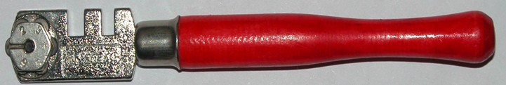 GLASS CUTTER