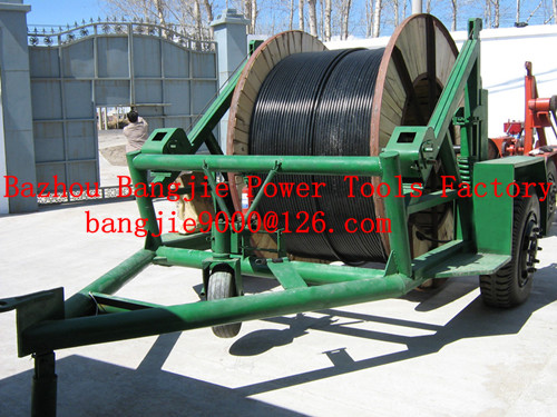 Hydraulic cable drum trailer