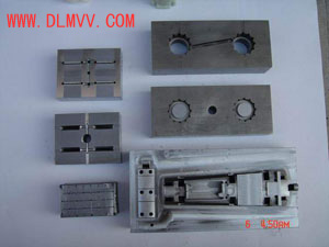 plastic injection mold