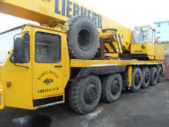 Liebherr Crawler crane