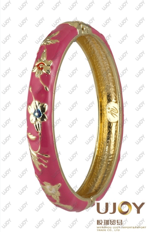 bracelet,bangle