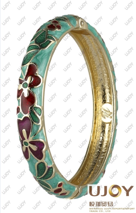 bracelet,bangle