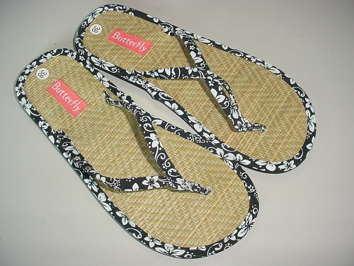 Straw mat slipper